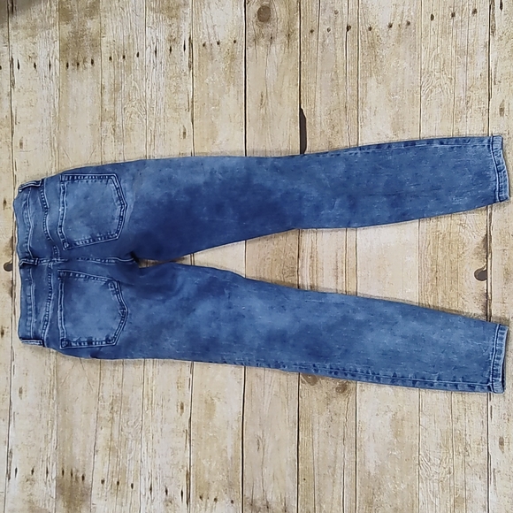 Free People Busted Knee Distressed Skinny Jeans - Picture 7 of 10